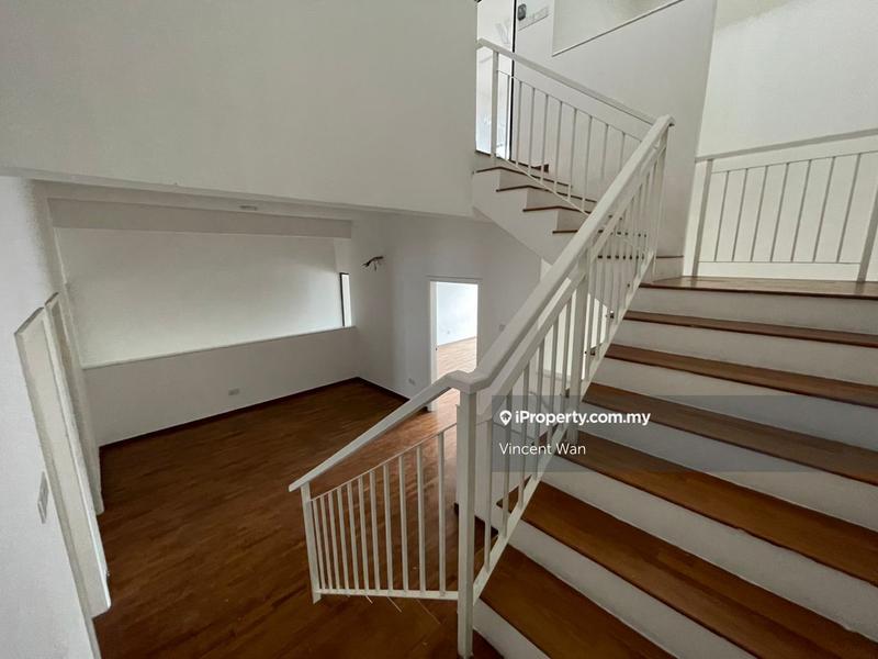 2.5-storey Terraced House for Sale in Sutera Damansara 2.5 Storey Superlink House, Petaling Jaya by Vincent Wan - iProperty.com.my