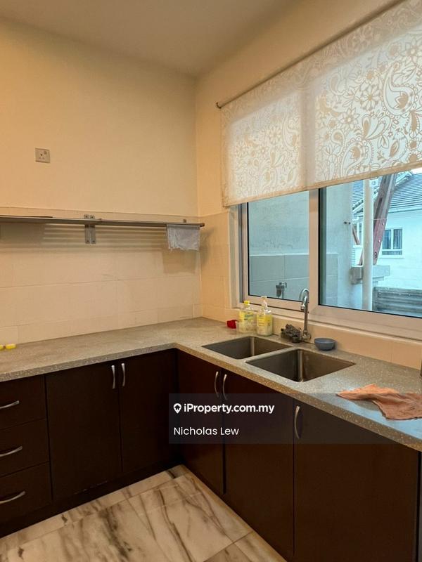 Condominium for Rent in Bayan Villa, Seri Kembangan by NK Lew - Kitchen - iProperty.com.my