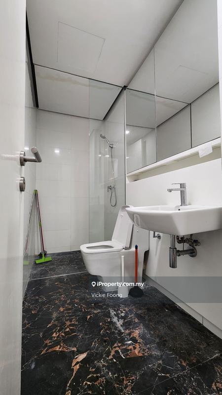 For Rent - Arcoris Residences