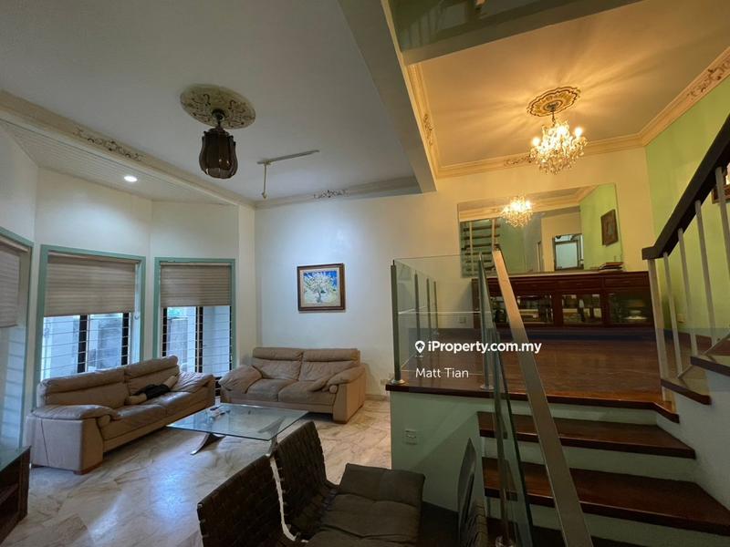 Rumah Berangkai 2.5 Tingkat untuk Dijual di Taman bukit utama, Ampang oleh Matt Tian - iProperty.com.my