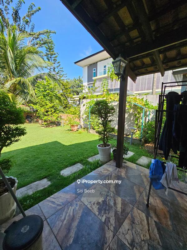 Banglo untuk Dijual di Putra Heights, Subang Jaya oleh Siti Beeb - iProperty.com.my