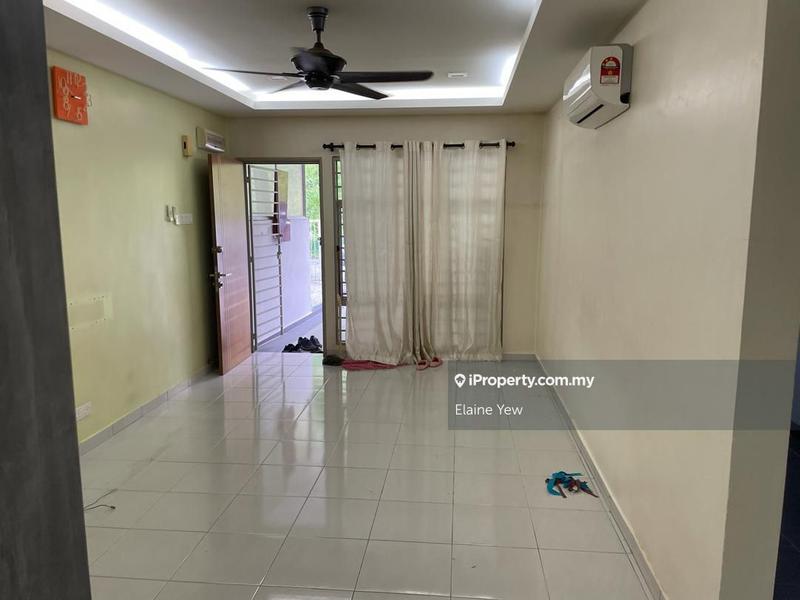 Rumah Bandar untuk Dijual di Aman Siara, Selayang oleh Elaine Yew - iProperty.com.my