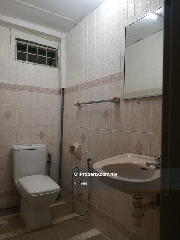 Condominium for Sale in Vista Komanwel B by YK Yee - iProperty.com.my