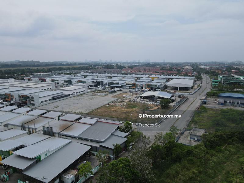 For Sale - < CHEAP Warehouse with Indusrial Land Must Sale >