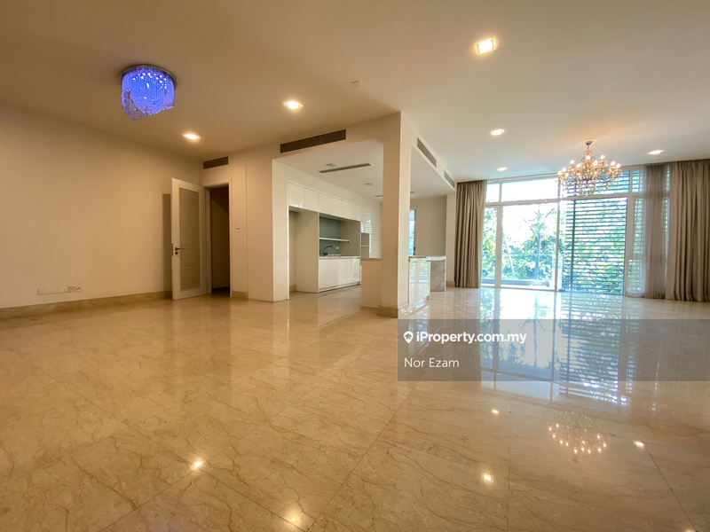 For Sale - Kenny Hills Residence