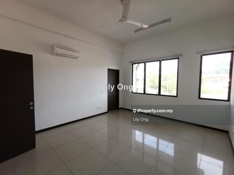 3-storey Terraced House for Sale in SOUTHBAY RESIDENCE, Batu Maung by Lily Ong - iProperty.com.my