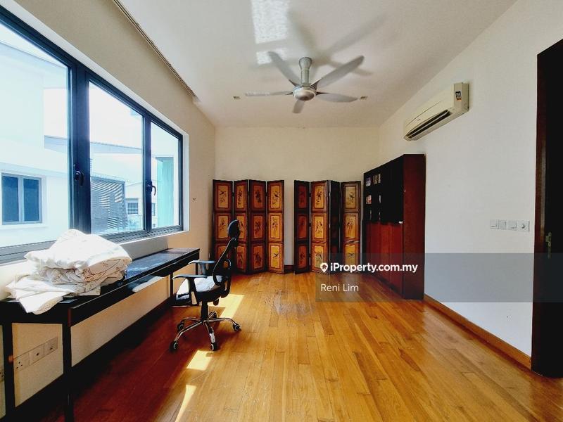Bungalow House for Sale in Kota Damansara, Selangor by Reni Lim - iProperty.com.my
