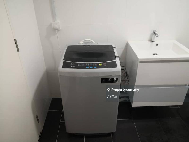 Residensi Servis untuk Dijual di SqWhere Service Apartments oleh Daren Tan - iProperty.com.my