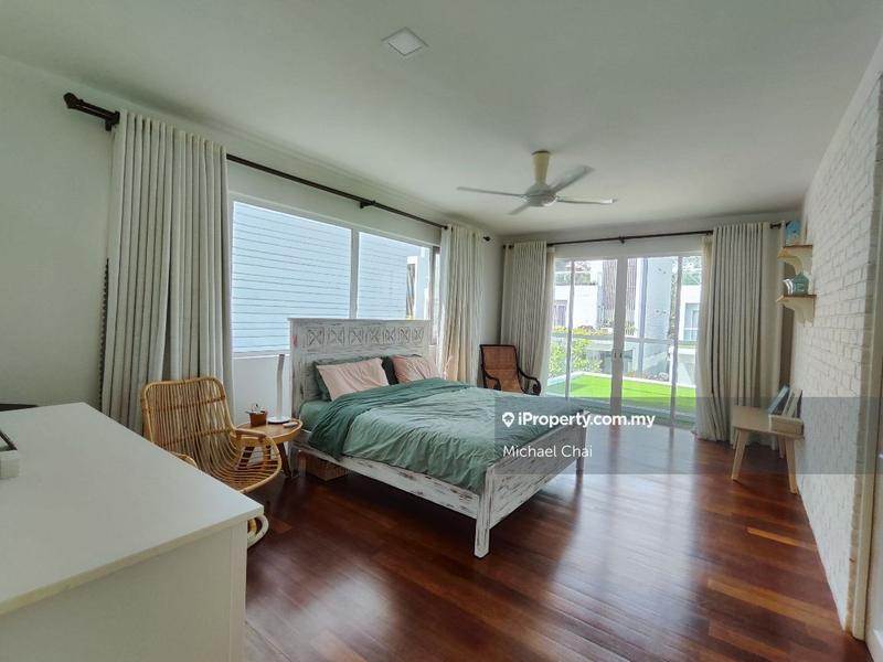 Bungalow House untuk Dijual di Jalan Villa 2/1, Lake Front Villa, Cyberjaya oleh Michael Chai - iProperty.com.my