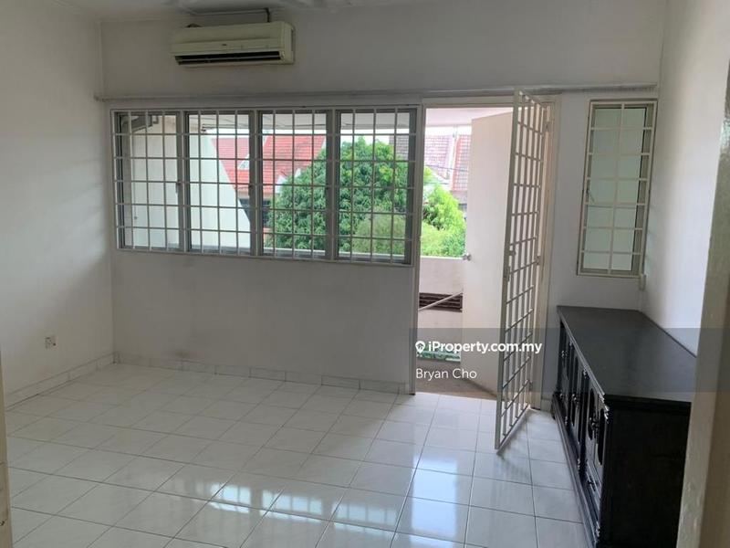 Rumah Berangkai 2 Tingkat untuk Dijual di SS18, Subang Jaya oleh Bryan Cho - iProperty.com.my