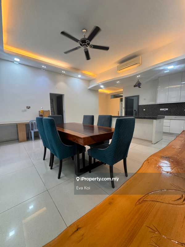 Rumah Berangkai 3 Tingkat untuk Disewa di CASAMAN, Desa Parkcity oleh Eva Koi - iProperty.com.my