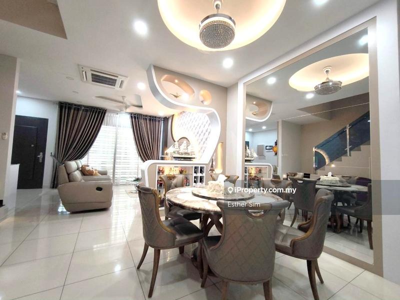 3-storey Terraced House for Sale in Raja Uda, Butterworth by Esther Sim - View from dining to living hall - iProperty.com.my