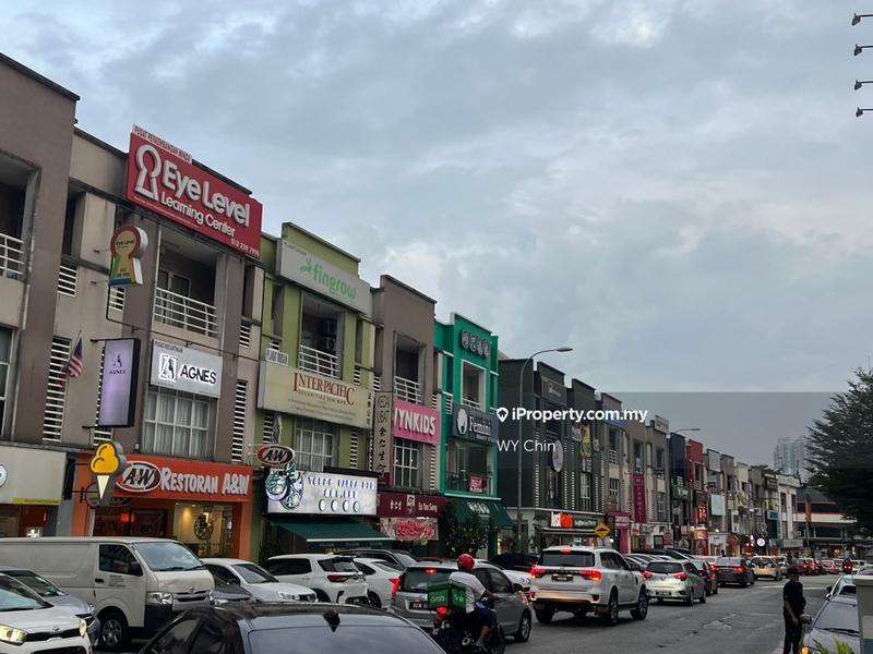 For Rent - SPACIOUS 3000sf/4800sf EXCELLENT LOCATION,SRI PETALING,JALAN RADIN BAGUS,JALAN RADIN ANUM