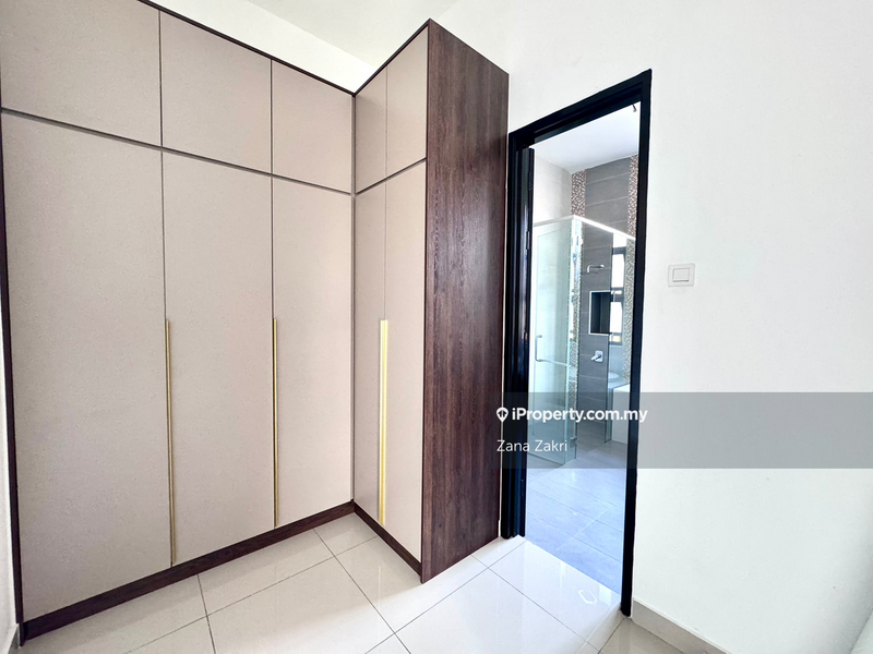 Rumah Berkembar untuk Dijual di Taman Melawati, Ulu Kelang oleh Zana Zakri - Kitchen / Dining area - iProperty.com.my