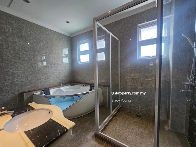 Bungalow House untuk Dijual di Mines Resort City, Seri Kembangan oleh Stacy Young - iProperty.com.my