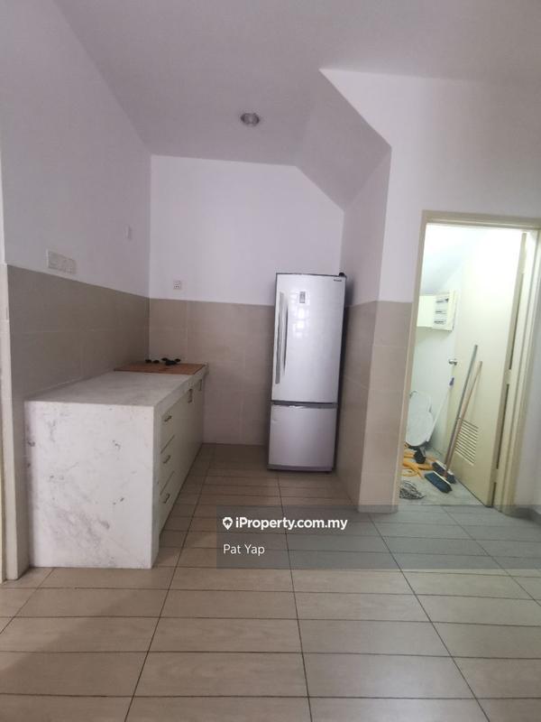 Rumah Berangkai 2.5 Tingkat untuk Dijual di Kota Kemuning, Shah Alam oleh Pat Yap - iProperty.com.my