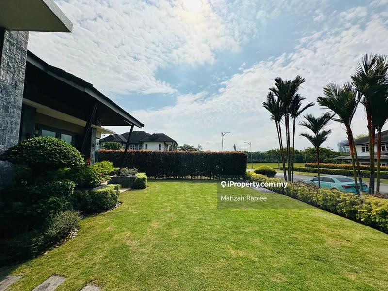 Bungalow House for Sale in Perdana Lakeview East, Cyberjaya by Mahzah Rapiee - iProperty.com.my