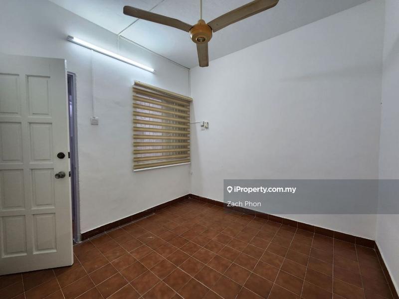 2-storey Terraced House for Sale in Petaling Jaya, Selangor by Zach Phon - iProperty.com.my