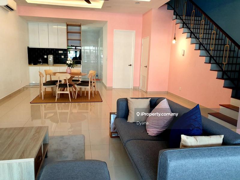 Rumah Teres 2-Tingkat untuk Dijual di Maple Residence, Cyberjaya oleh Dyana - iProperty.com.my