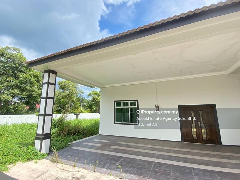 Semi-Detached House for Sale in Bukit Gambir, Grisek by M Jamil Ali - iProperty.com.my