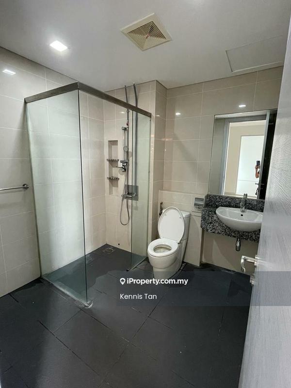 Kondominium untuk Disewa di The Westside One oleh Kennis Tan - Bathroom - iProperty.com.my