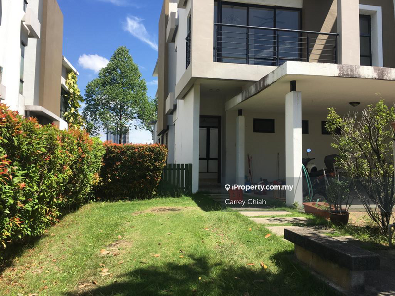 2.5-storey Terraced House for Sale in Lake Edge, Puchong by Carrey Chiah - iProperty.com.my