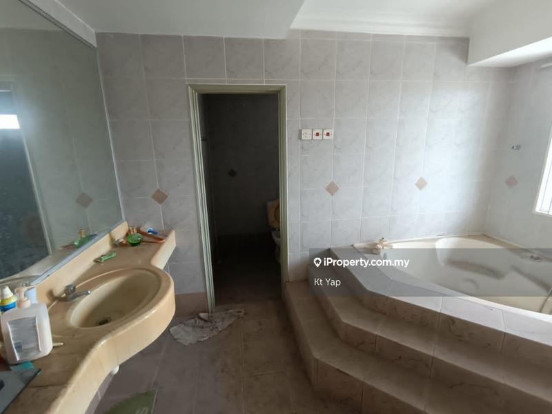 Condominium for Sale in Amadesa Resort Condominium by Kt Yap - iProperty.com.my