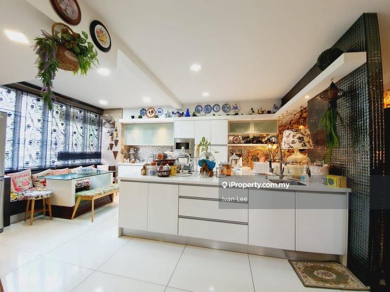 Semi-Detached House for Sale in Damansara Jaya, Petaling Jaya by Ivan Lee - iProperty.com.my