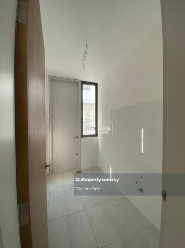 Rumah Berangkai 3 Tingkat untuk Disewa di BANDAR PUCHONG JAYA, Puchong oleh Vincent Beh - iProperty.com.my