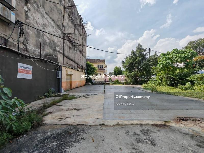 For Rent - Commercial Land For Rent, Corner