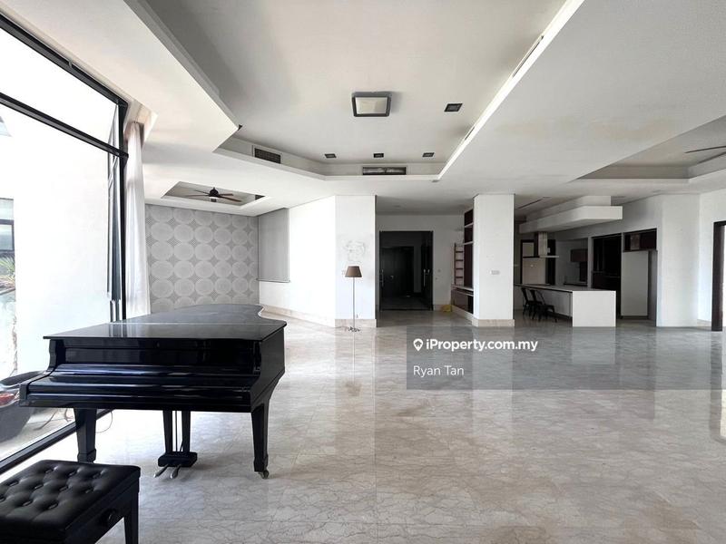 For Sale - Gallery @ U-Thant