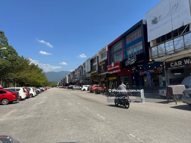 For Sale - Jalan Ara 2 ,Bandar Utama Batang Kali