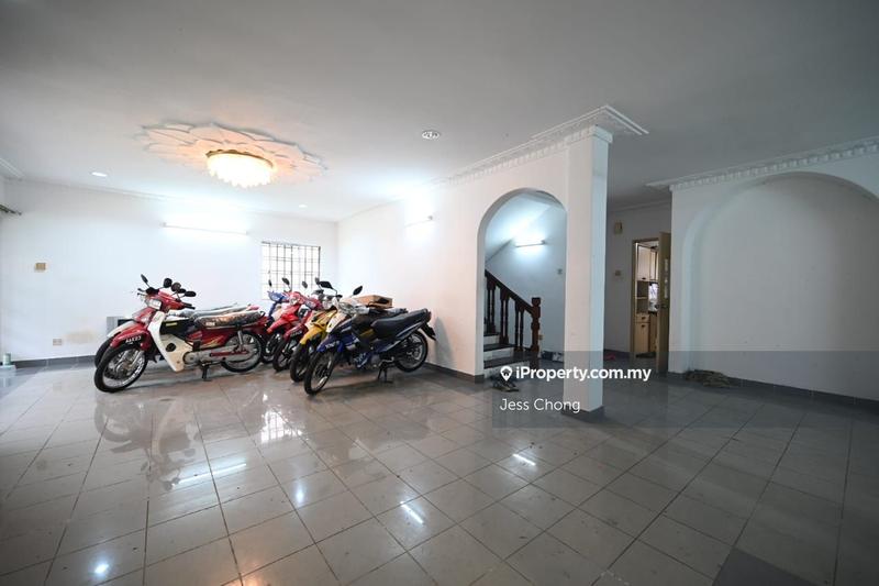 Semi-Detached House for Sale in Taman Tun Dr. Ismail, Kuala Lumpur by Jess Chong - iProperty.com.my