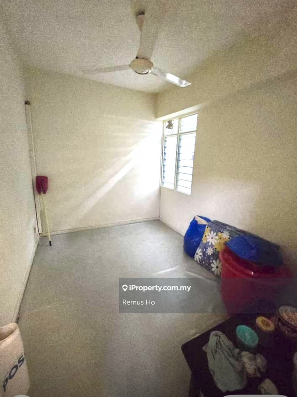 Rumah Pangsa untuk Dijual di Kuchai Entrepreneurs Park oleh Remus Ho - iProperty.com.my