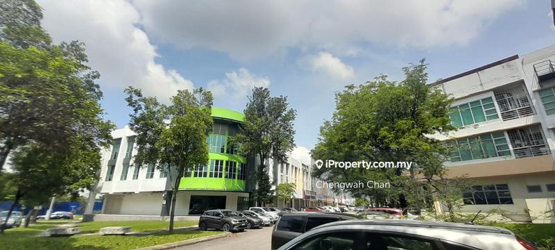 Kedai untuk Dijual di Putra Heights, Subang Jaya oleh Chengwah Chan - iProperty.com.my