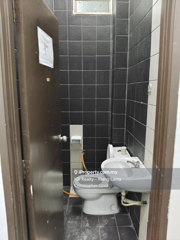 Semi-D Factory for Sale in Puchong, Selangor by Christopher Gooi - iProperty.com.my