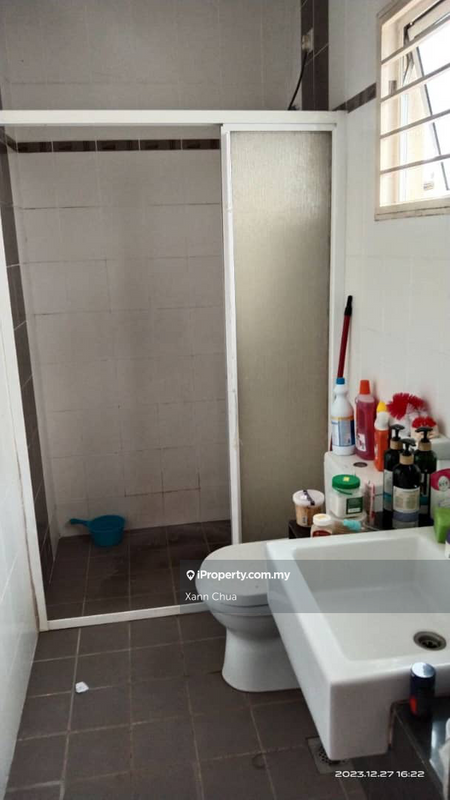 Rumah Berkembar untuk Dijual di Bandar Putra Permai, Seri Kembangan oleh Xann Chua - iProperty.com.my