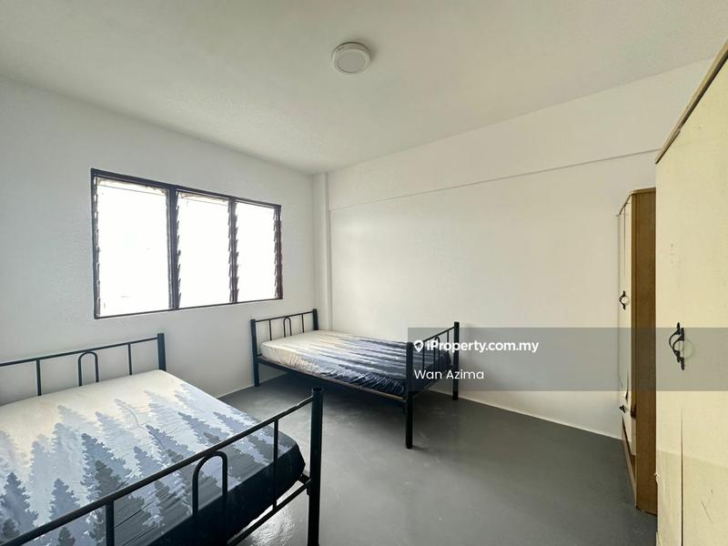 Flat for Sale in Taman Industrial Lembah Jaya Flat by Wan Azima - Bedroom - iProperty.com.my
