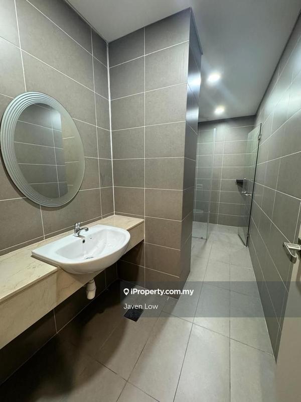 Rumah Bandar untuk Dijual di Sutera Damansara, Damansara Damai oleh Javen Low - iProperty.com.my