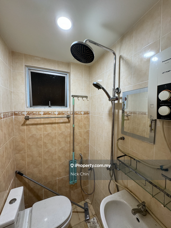 Flat for Sale in Puchong Utama Court 1 by Nick Chin - iProperty.com.my