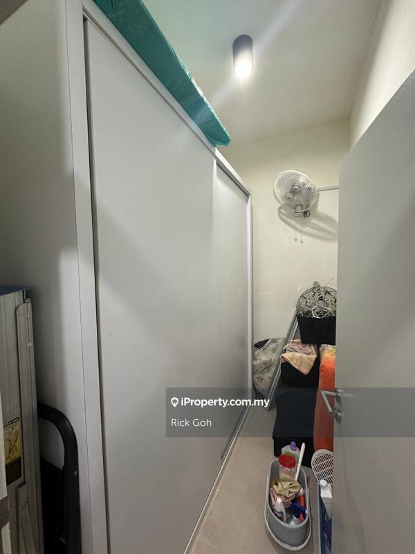 For Sale - Gurney Paragon