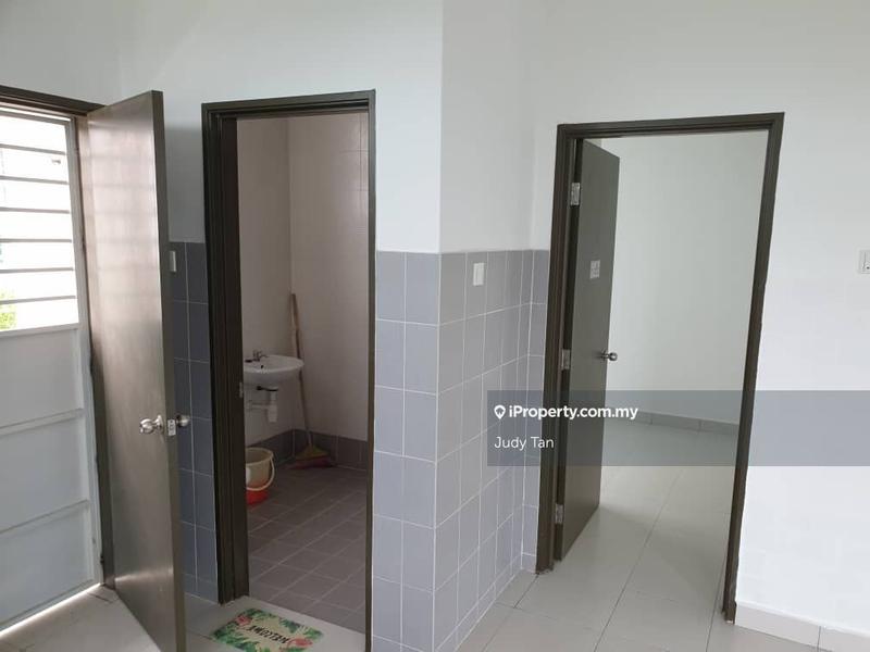 Rumah Teres 2-Tingkat untuk Dijual di Bandar Puncak Alam, Puncak Alam oleh Judy Tan - iProperty.com.my