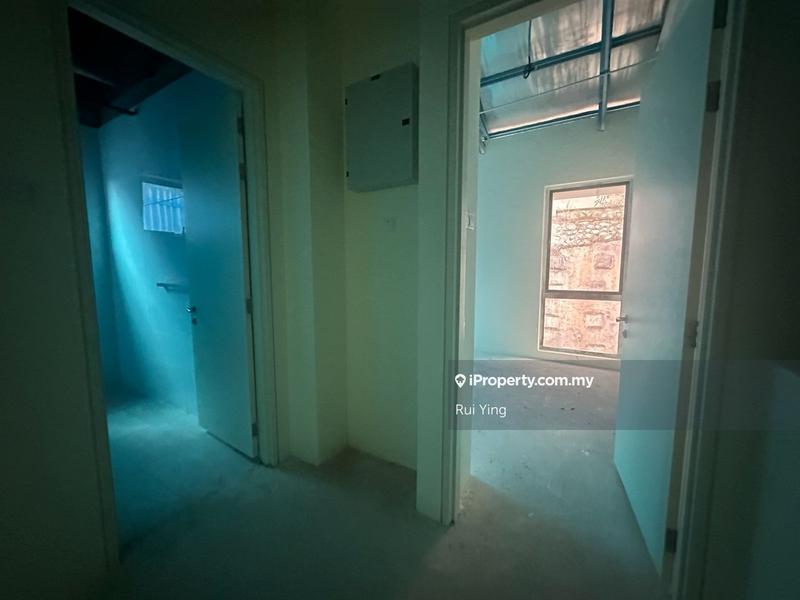 Vila Berkembar untuk Dijual di Pantai Hill Park, Pantai oleh Rui Ying - iProperty.com.my