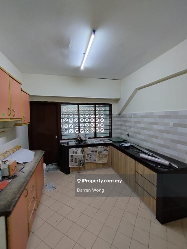 For Rent - Vista Komanwel C