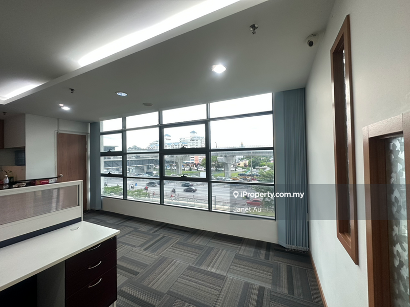 Pejabat untuk Dijual di Seksyen 6, Seri Kembangan oleh Janet Au - iProperty.com.my