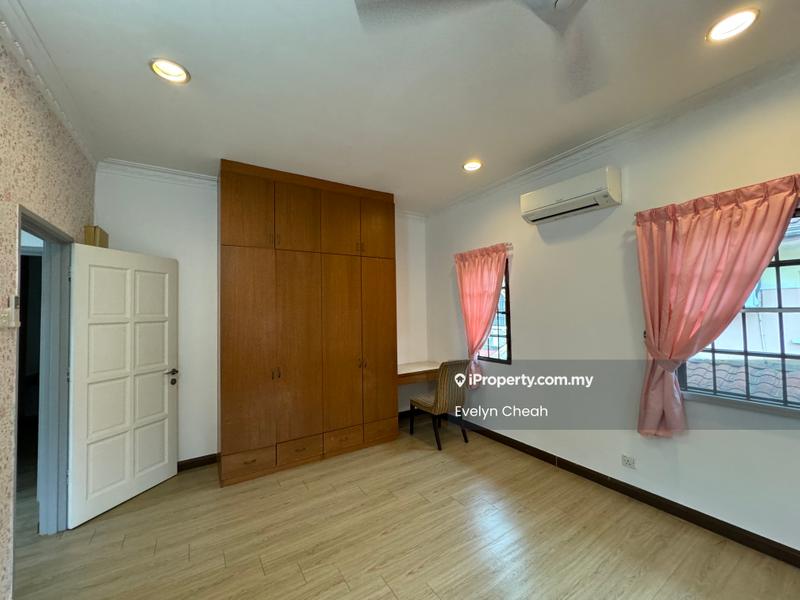 Rumah Berkembar untuk Dijual di Bandar Kinrara Seksyen 6, Bandar Kinrara oleh Evelyn Cheah - iProperty.com.my
