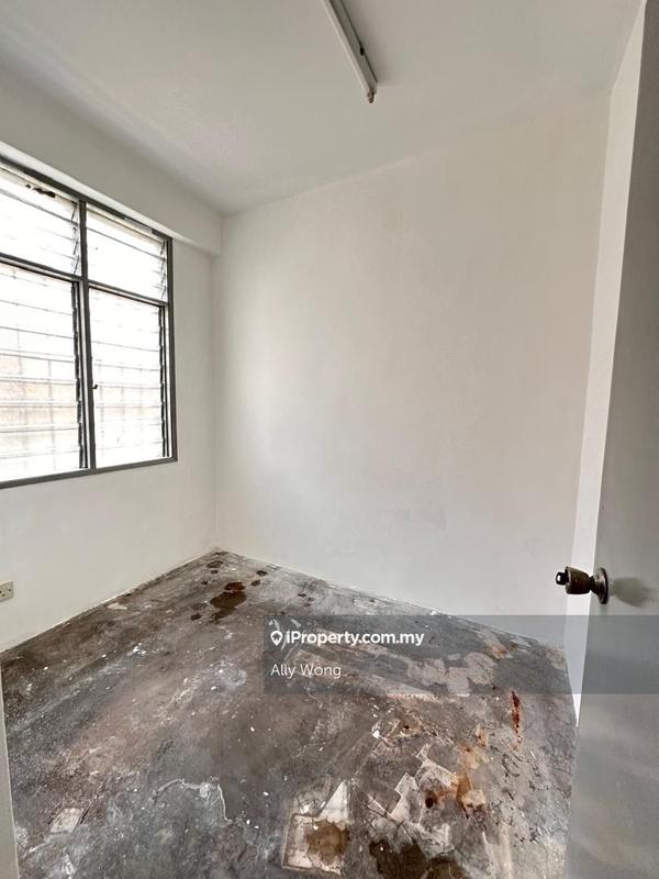 Rumah Teres 2-Tingkat untuk Dijual di Taman Puncak Jalil, Seri Kembangan oleh Ally Wong - iProperty.com.my