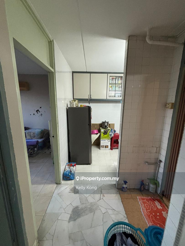 Flat for Sale in Bukit Cheras by Kelly Kong - iProperty.com.my