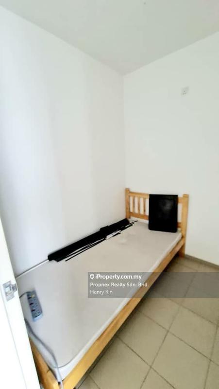 Condominium for Sale in The Breezeway by Henry Kin - iProperty.com.my