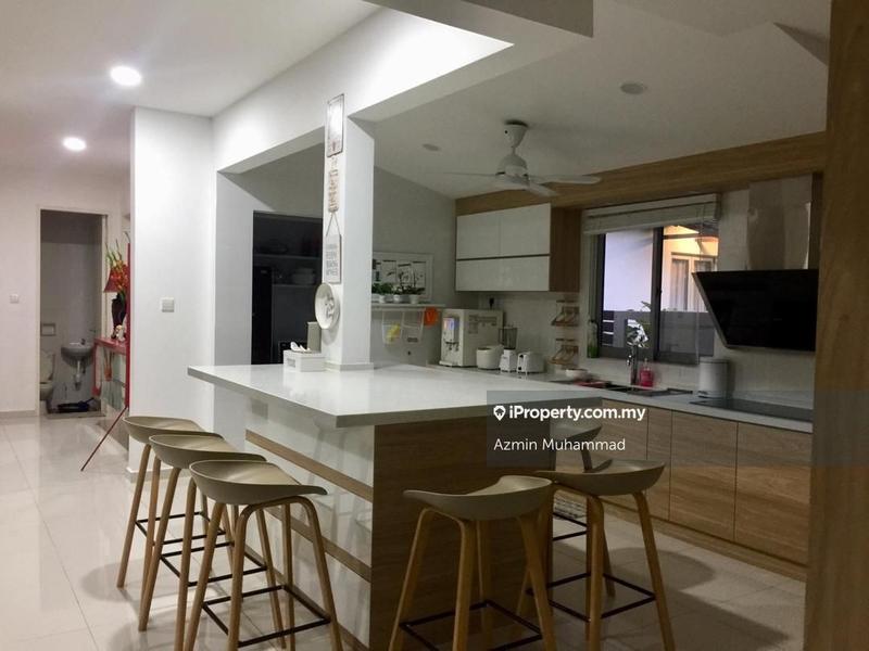Rumah Berkembar untuk Dijual di Seksyen 13, Shah Alam oleh Azmin Muhammad - iProperty.com.my